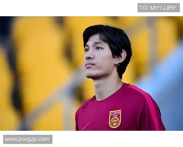 中国昔日足球明星自拍进球瞬间重温辉煌岁月引发球迷热议